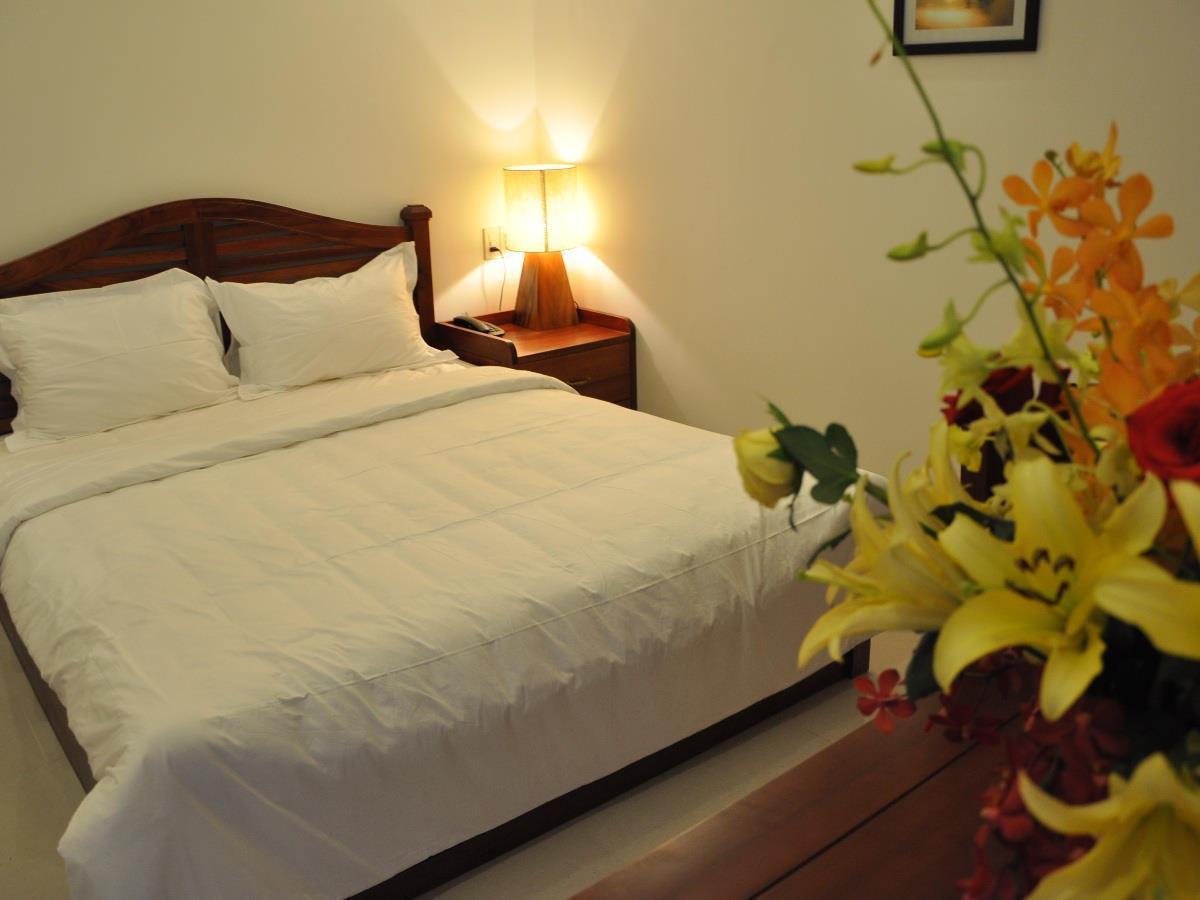 White Lion Hotel 芽庄 外观 照片