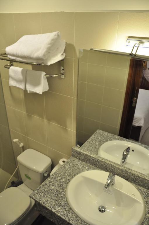 White Lion Hotel 芽庄 外观 照片